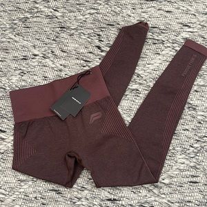 NWT Adapt Seamless Legging XS